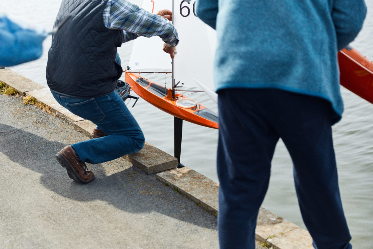 DS_9962.jpg - Passing By - Jack Terry